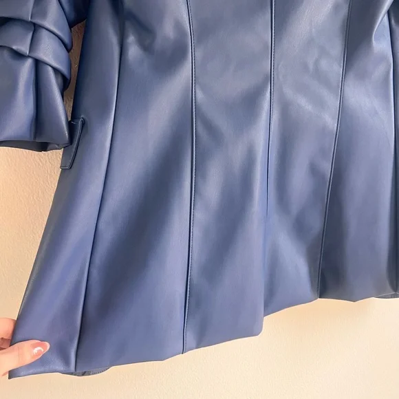 Venti6 Women’s Italian Vegan Leather Blue Blazer Jacket NWT! - Picture 6 of 6